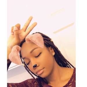 Meet your Posher, Myriah